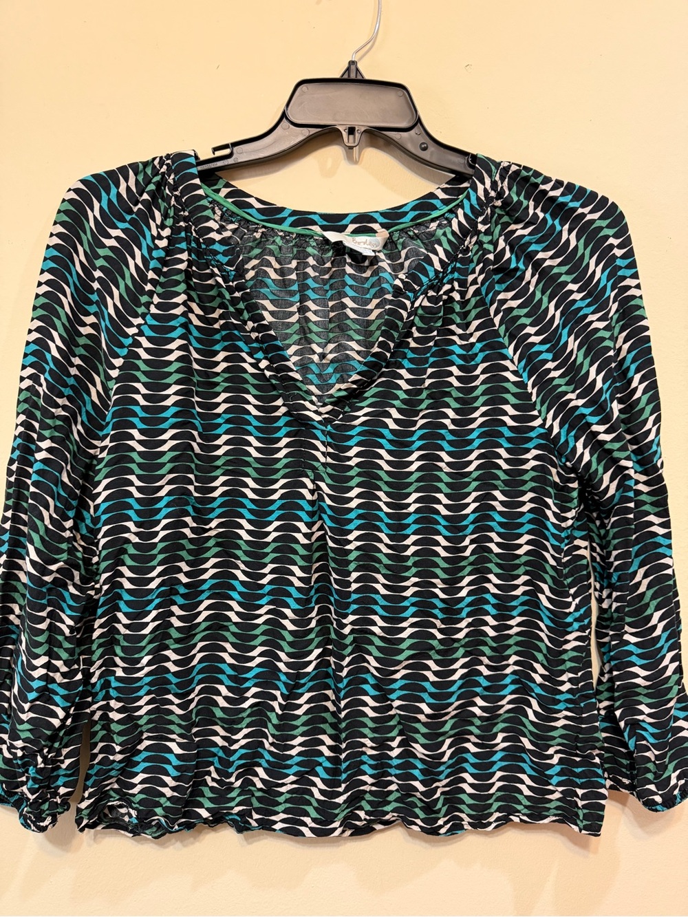 Boden Long Sleeve V-Neck Top in Black, Teal, White